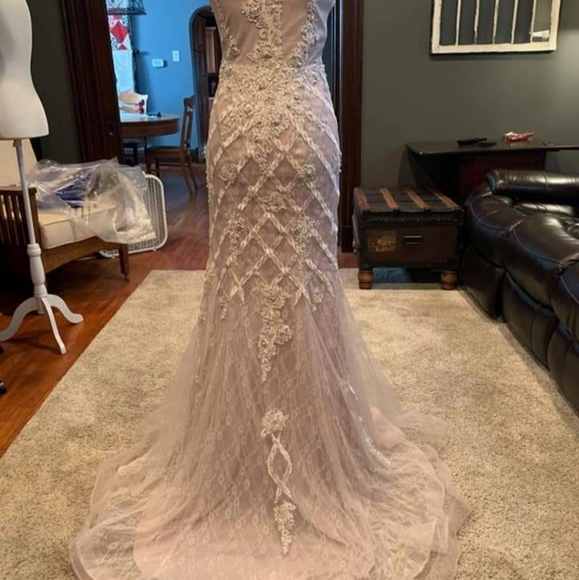 Cinderella Divine Wedding Gown - Picture 2 of 2